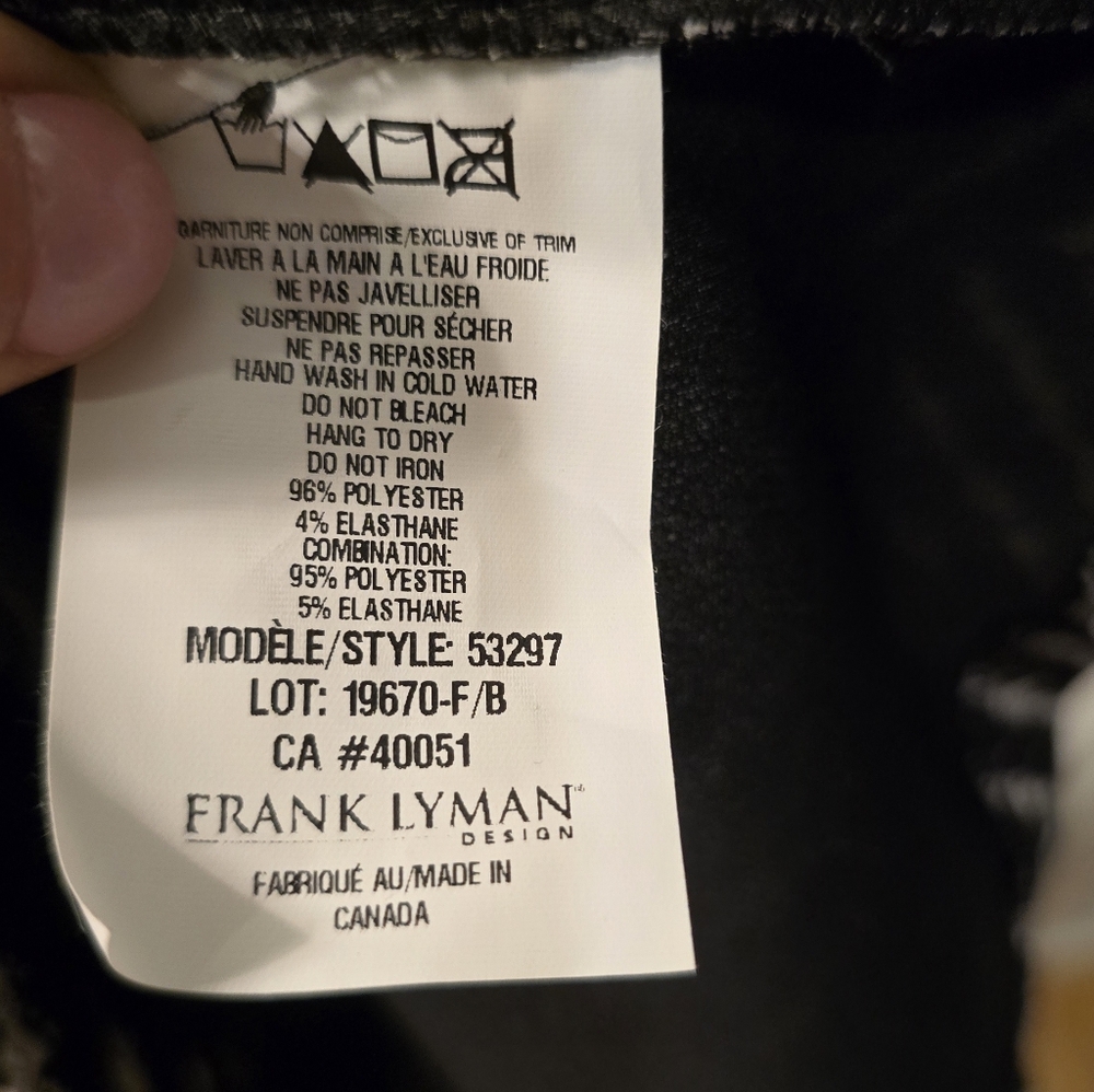 Frank Lyman MONTREAL Black and White Geometric Blazer - Picture 4 of 5